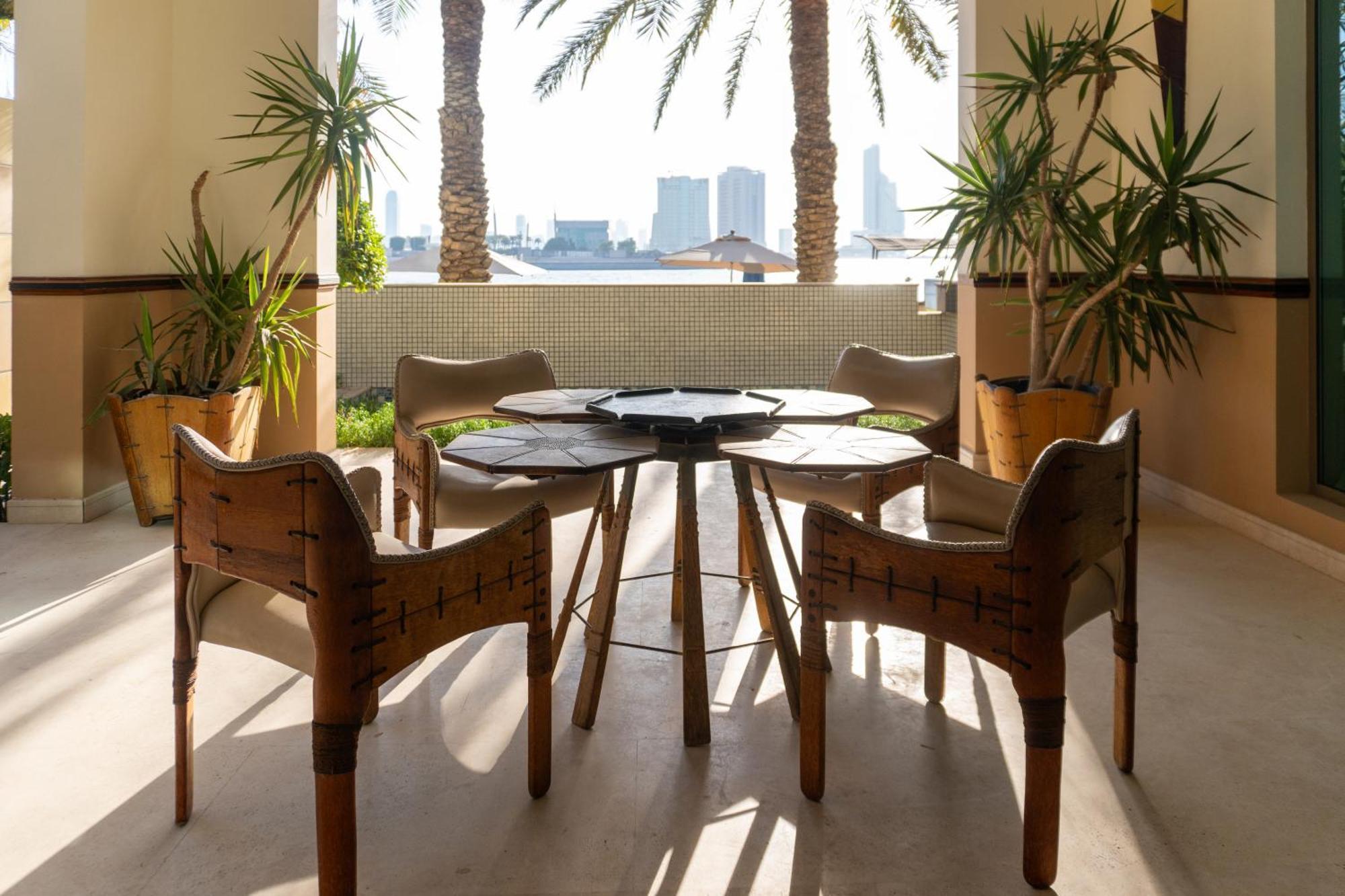 Palavra Resort Al-Manamah Bagian luar foto The interior of the hotel