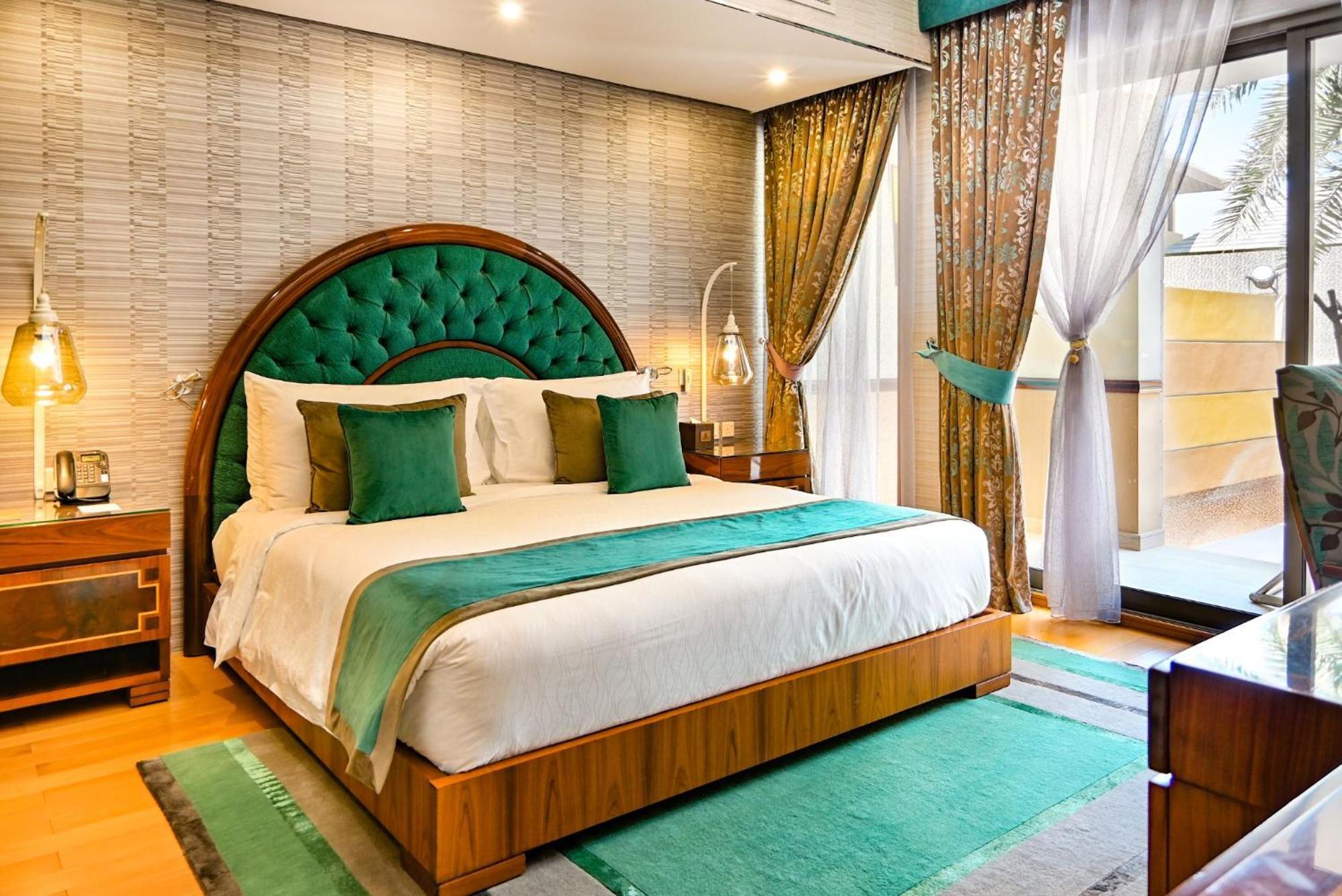 Palavra Resort Al-Manamah Bagian luar foto A bedroom at the hotel